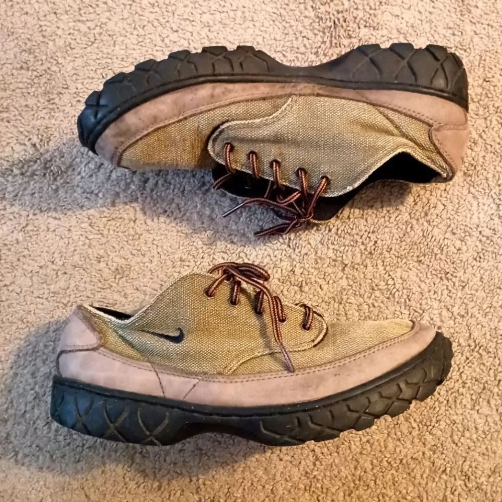 Vintage Nike ACG Zion Low Hiking Boot 90s Men’s 8.5 Olive Green Shoes 185056-301